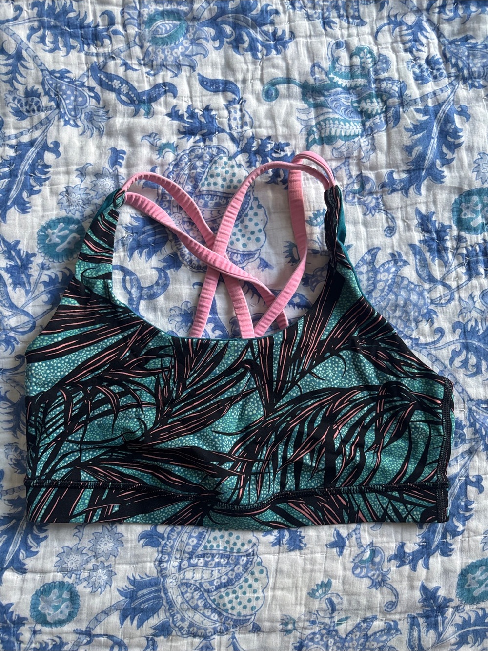 Lululemon Size S Sports Bra